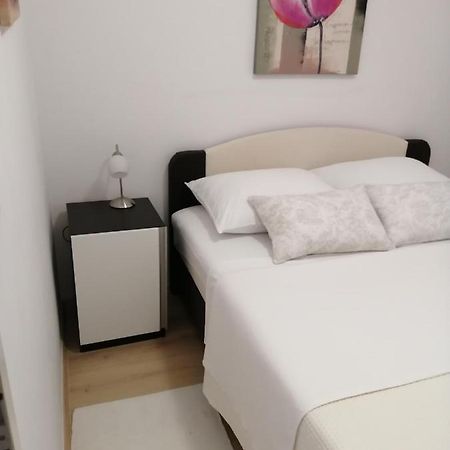 Apartments Vujic Nin Εξωτερικό φωτογραφία
